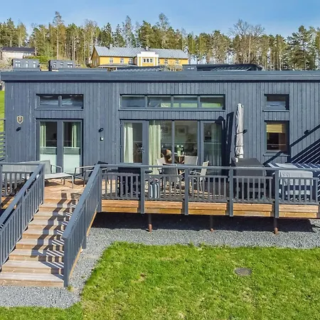 Merikruunun Taehdistoehuvila Mimosa 37 Dragsfjärd