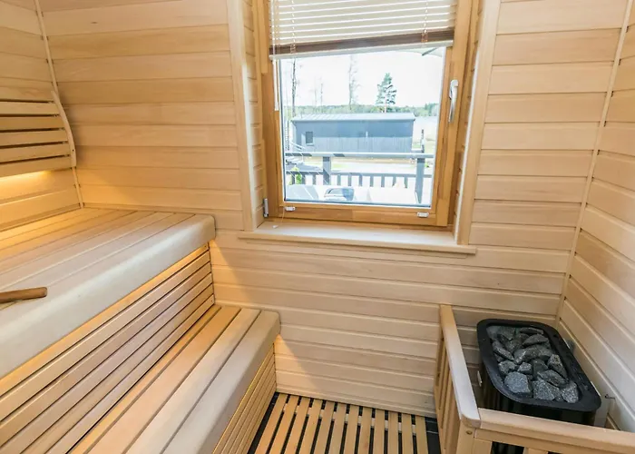 Merikruunun Taehdistoehuvila Mimosa 37 Dragsfjärd